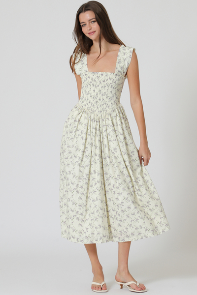 RUFFLE SLEEVE ELASTIC SMCOKED MIDI DRESS