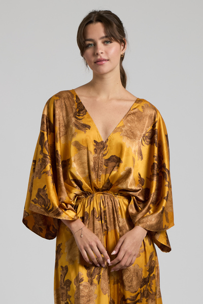 SATIN FLORAL KIMONO SLEEVE MAXI DRESS