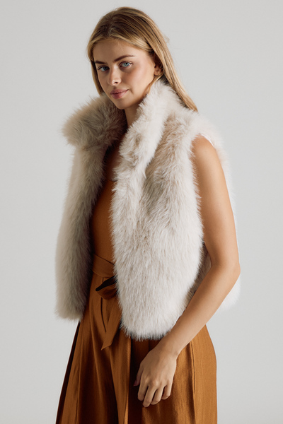 PLUSH FAUX FUR OPEN FRONT VEST